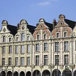 D'hotes Les Cles Des Places Alojamento de Acomodação e Pequeno-almoço 4*