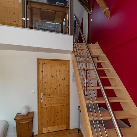 D'hotes Les Cles Des Places Bed & Breakfast